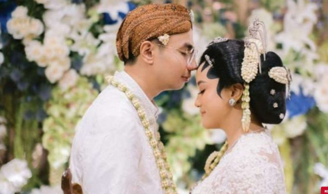 Luqman Indra Pambudi Sumartono bersama istri, Windy Chyntia Dewi. (Instagram)